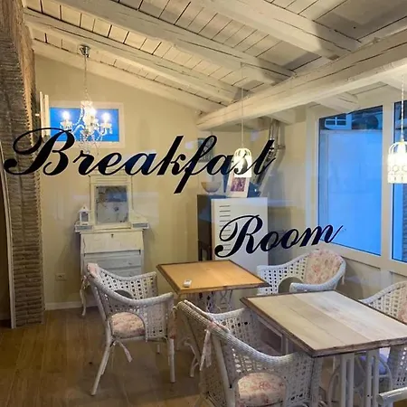 L'albero Dei Gufi Bed & Breakfast *