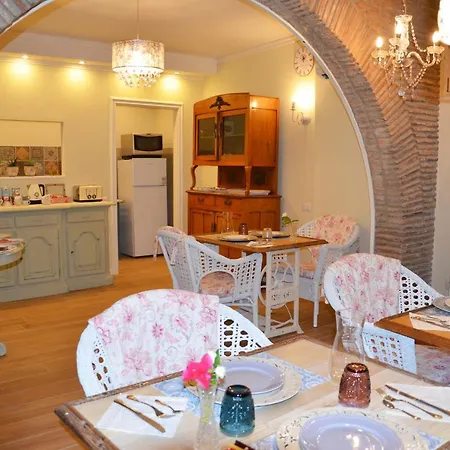 Bed & Breakfast L'albero Dei Gufi *
